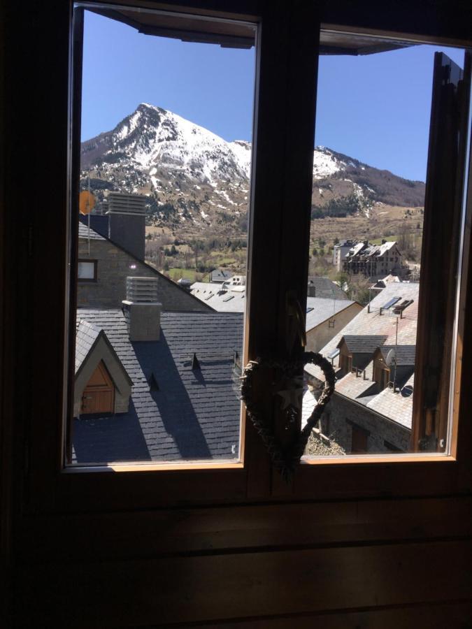 Esplendido Atico En Sallent Con Vistas Sallent de Gállego Buitenkant foto