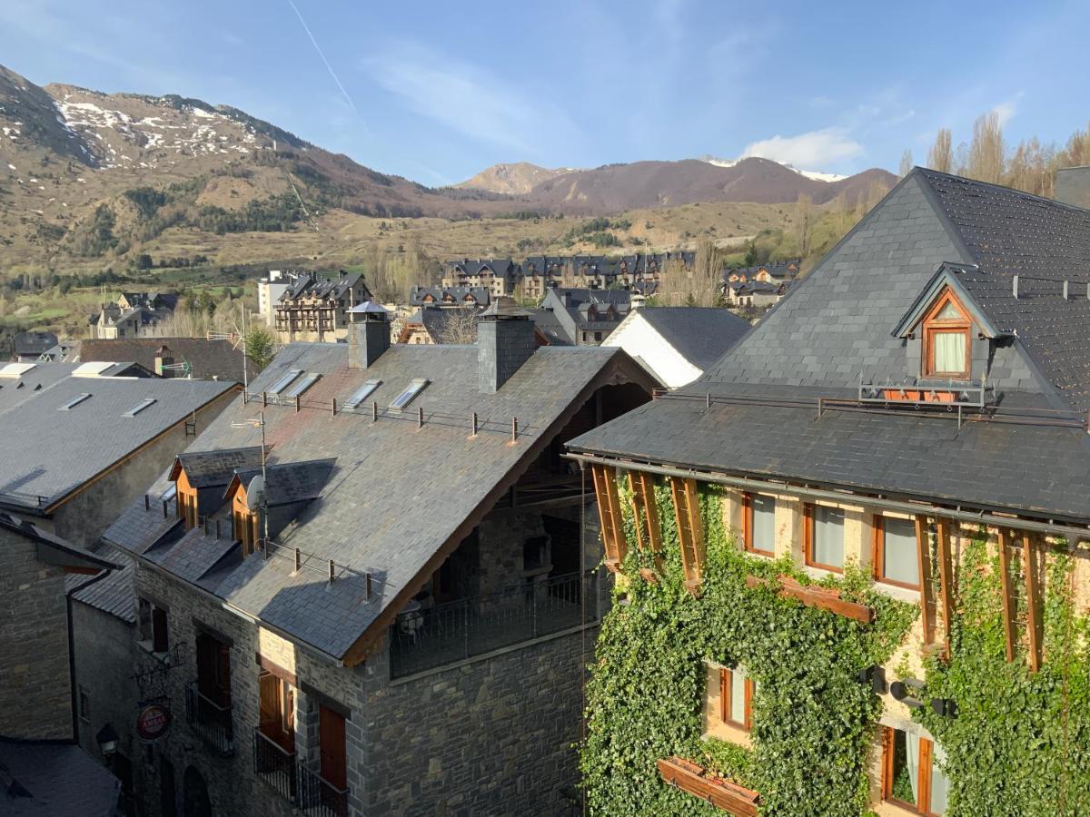 Esplendido Atico En Sallent Con Vistas Sallent de Gállego Buitenkant foto