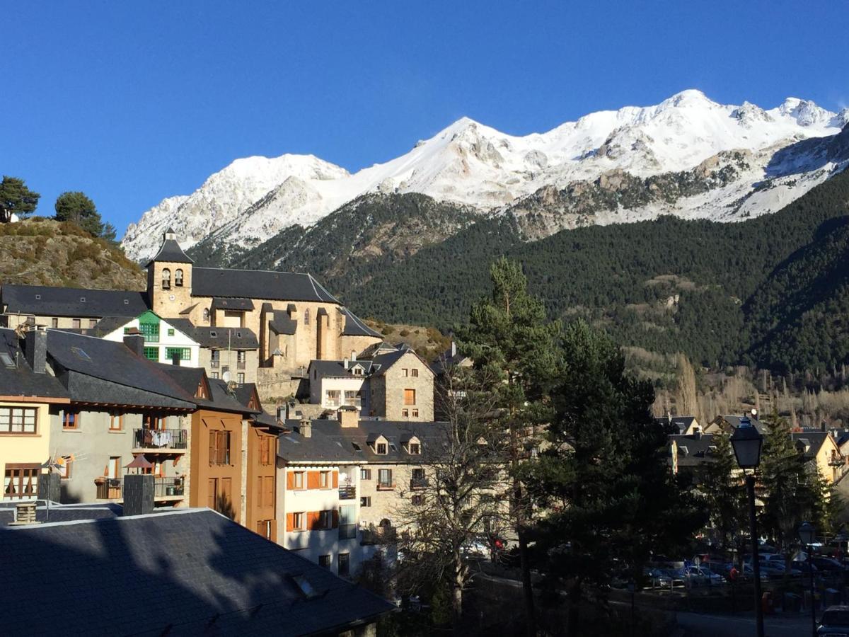 Esplendido Atico En Sallent Con Vistas Sallent de Gállego Buitenkant foto